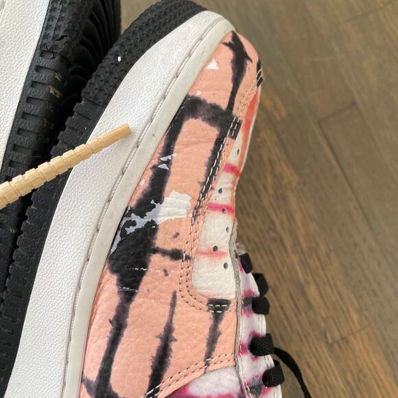 Nike Air Force 1 Low Tie Dye Men’s 9.5 Multicolor Green Pink Streetwear - Picture 6 of 14